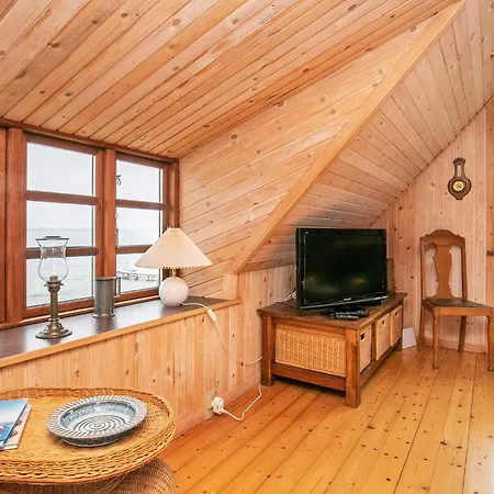 Seaside Escape In Hindsholm - By Traum Holiday home *